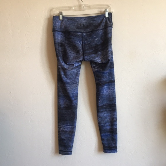 W.I.T.H. Reversible leggings. Medium - Picture 7 of 8
